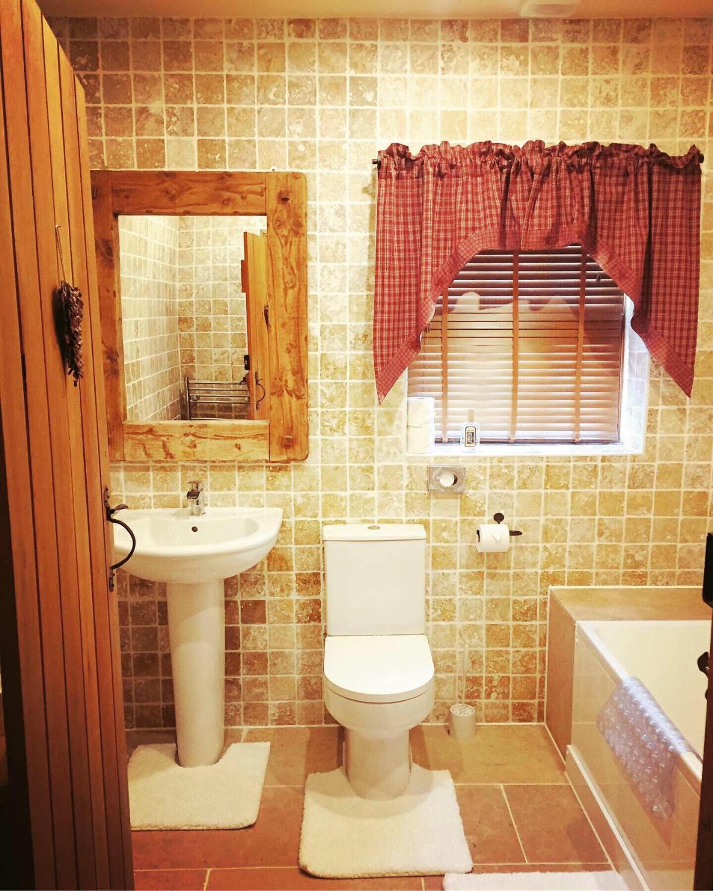 Bumbleberry Cottage Gresford ภายนอก รูปภาพ