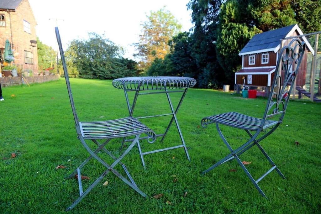 Bumbleberry Cottage Gresford ภายนอก รูปภาพ